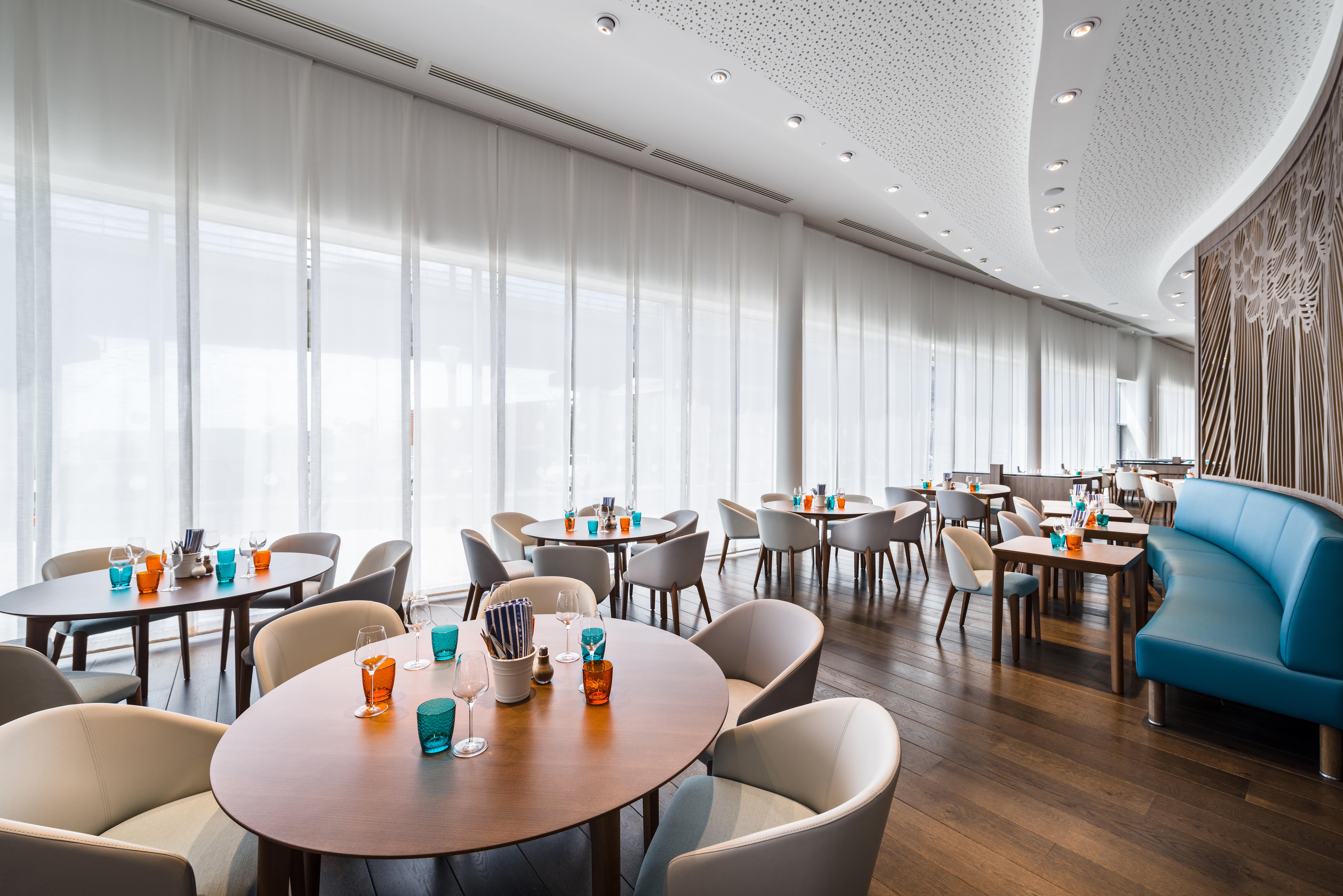 Hotel Golden Tulip Marseille Euromed Exteriér fotografie