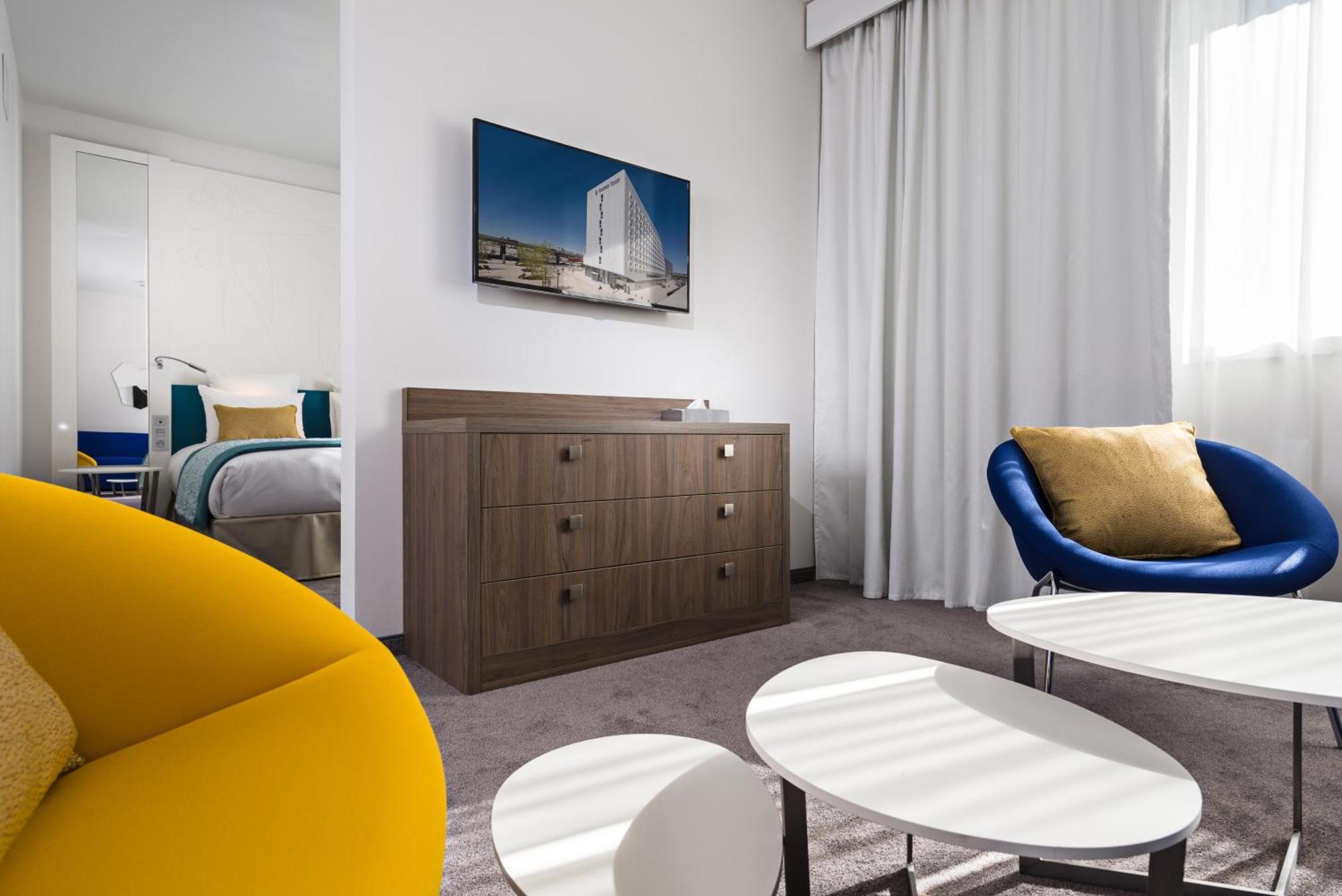 Hotel Golden Tulip Marseille Euromed Exteriér fotografie